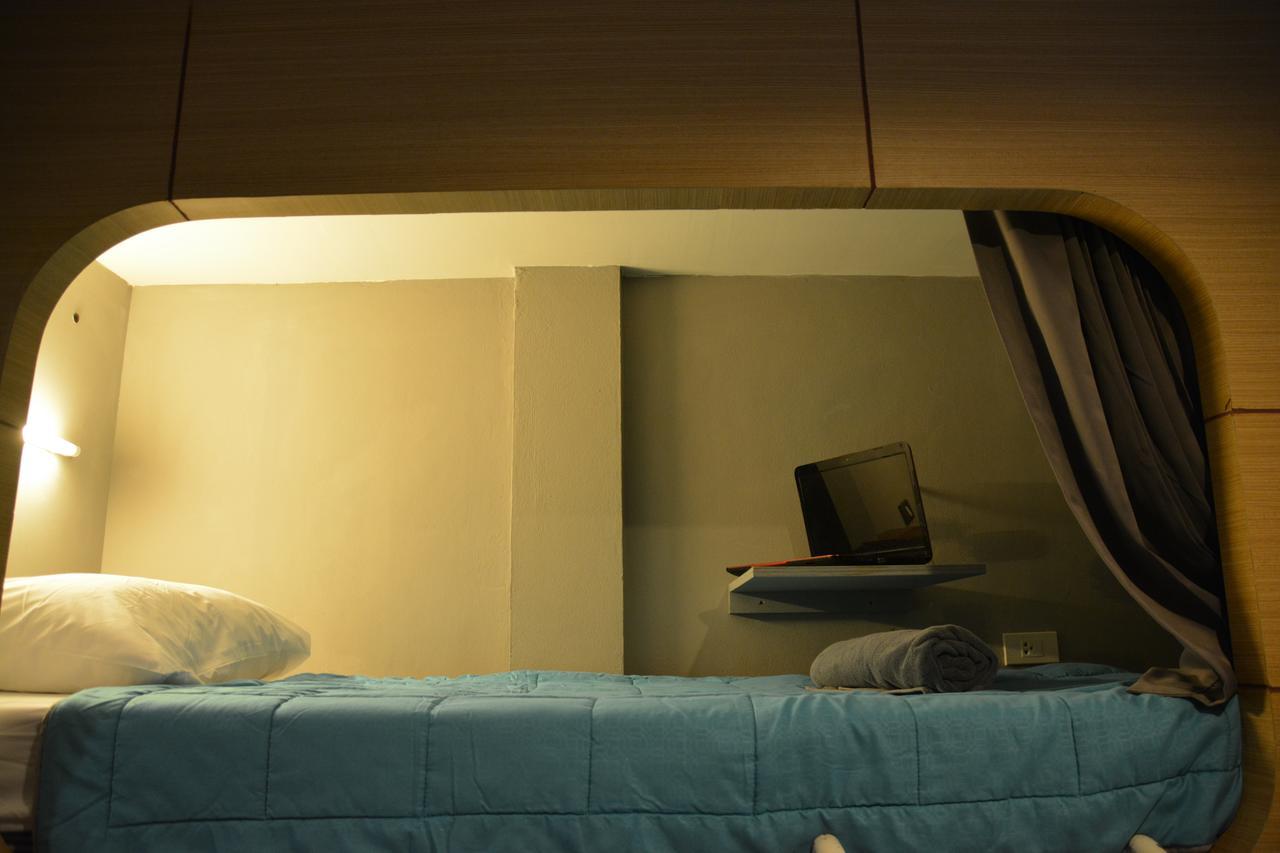 Hubb Hostel Phuket Airport Nai Yang Beach Kültér fotó