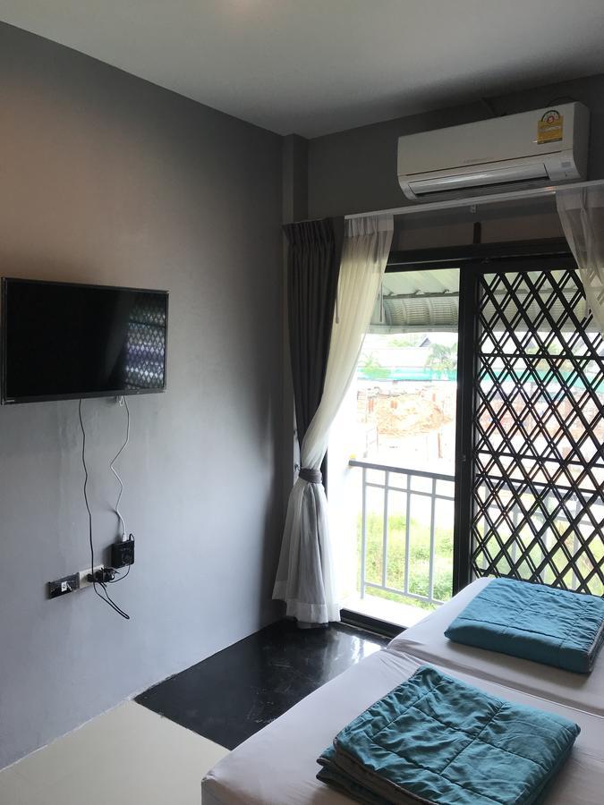 Hubb Hostel Phuket Airport Nai Yang Beach Kültér fotó