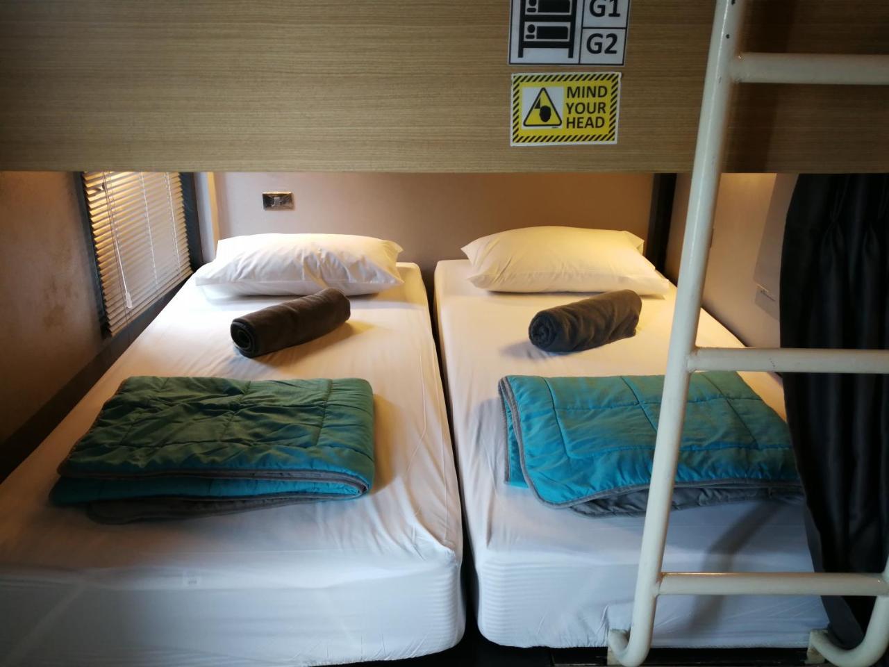 Hubb Hostel Phuket Airport Nai Yang Beach Kültér fotó